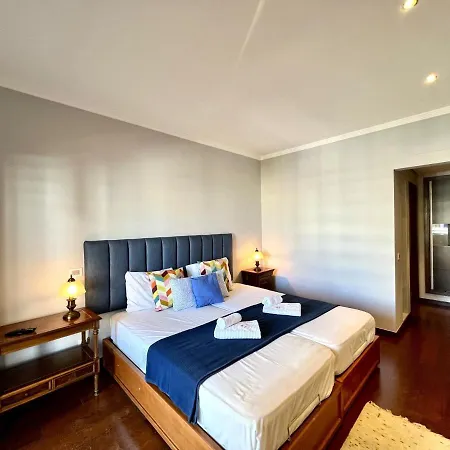 Apartment Panoramic With Pool By Homing Portimao
